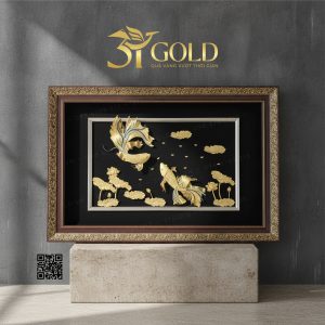 Tranh đôi cá chép hoa sen dát vàng 24k (60x90cm)